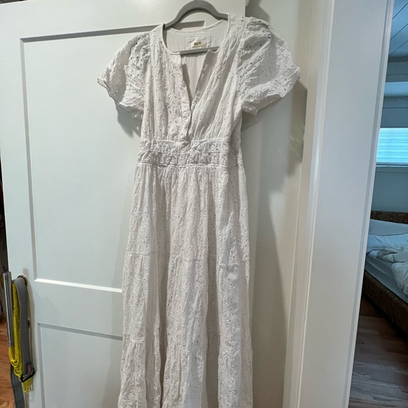 Maeve Dresses & Skirts - Maeve Anthropologie white eyelet dress
